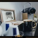 Rm Luxury Apartment In Prague • 6 People • Free Parking • Pets